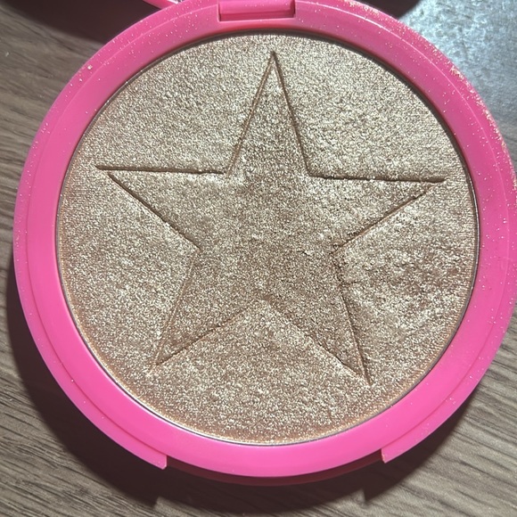 Jeffree Star Cosmetics highlight - Picture 3 of 3